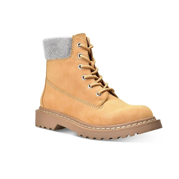 Wild Pair boots - Picture 2 of 5